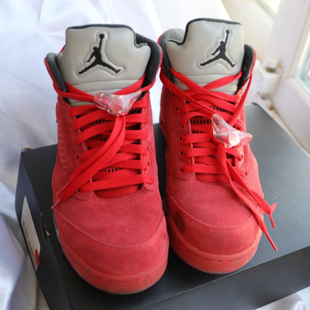 Men’s Nike Air Jordan 5 Retro Raging Bull Red Black 2017 Size 8 Used